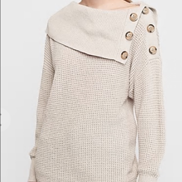 Express Sweater - Picture 2 of 5